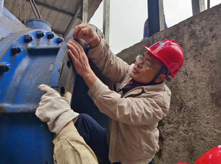 【我為群眾辦實事】檢修顯擔當 支援見真情